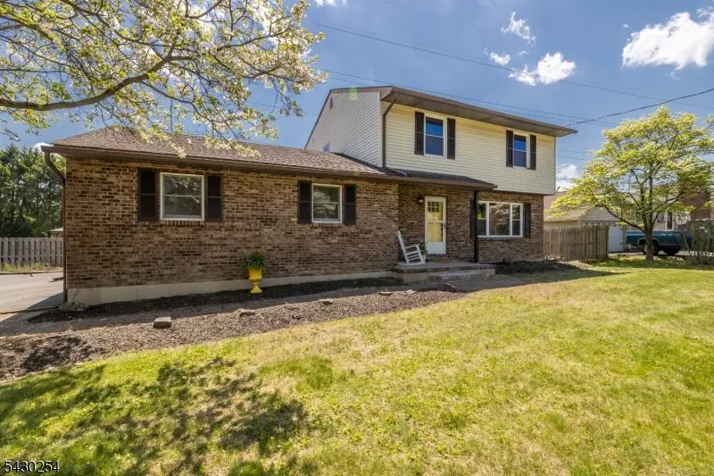 16 Abrams Rd, Holland, NJ 08848 - #2
