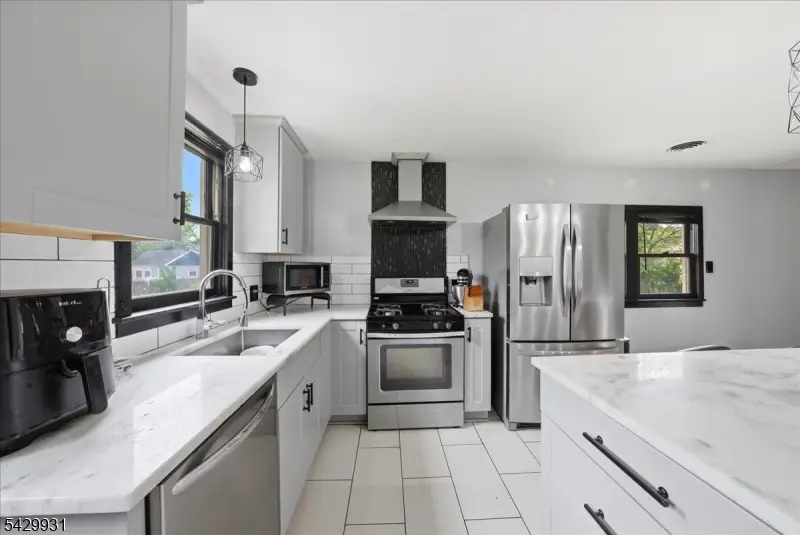 2225 Liberty St, Hamilton, NJ 08629 - #2