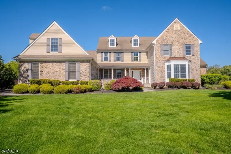 2 Linwood Dr, Monroe, NJ 08831 - #1