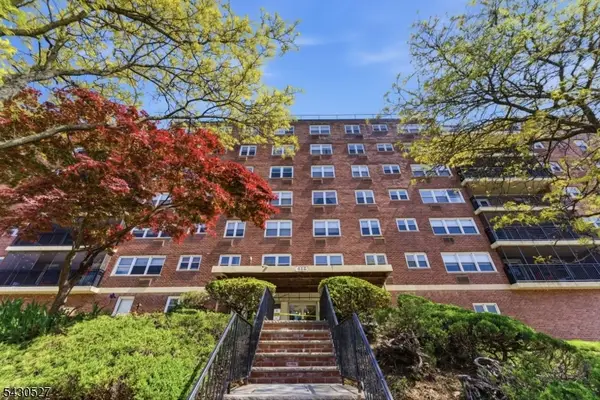 415 Claremont Ave #4a, Montclair Twp., NJ 07042