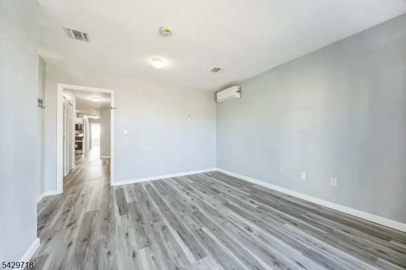 708 Ocean Ave #2, Jersey City, NJ 07305 - #2