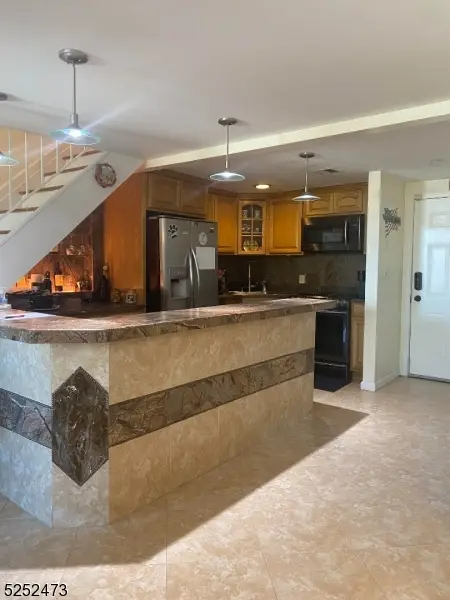 14-20 Jaques St #24, Elizabeth City, NJ 07201