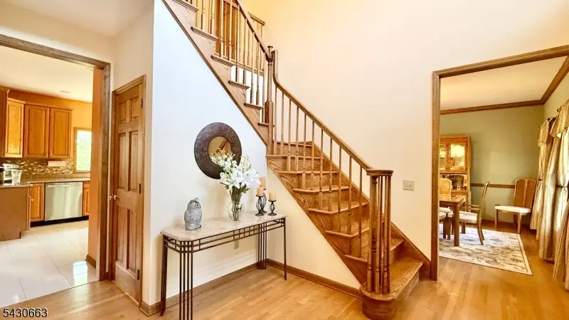 26 Poling Farm Ct, Montgomery, NJ 08502 - #2