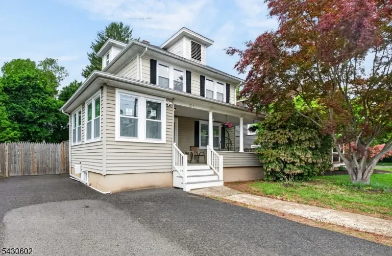 215 Grove St, Somerville, NJ 08876 - #2