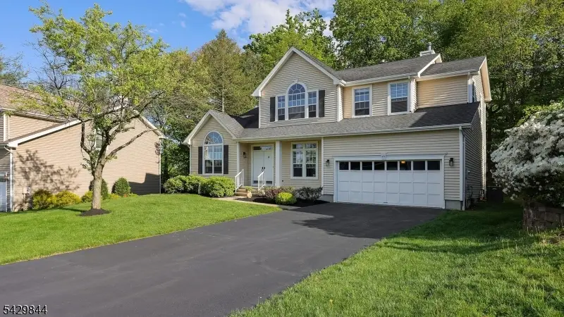 171 Smoke Rise Rd, The Hills, NJ 07920 - #2