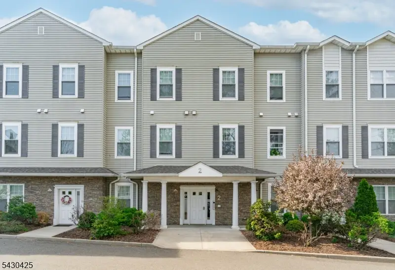 2 Bland Court #3, Watsessing, NJ 07003 - #1