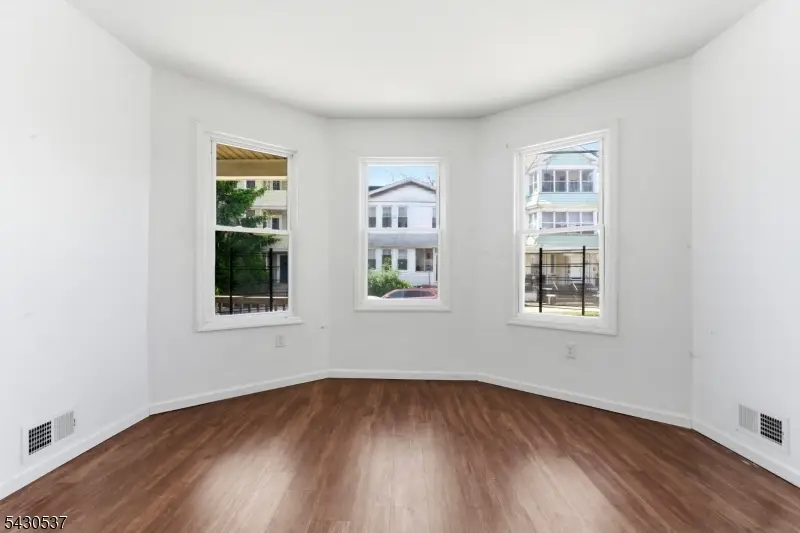 256 21st St, Irvington, NJ 07111 - #3