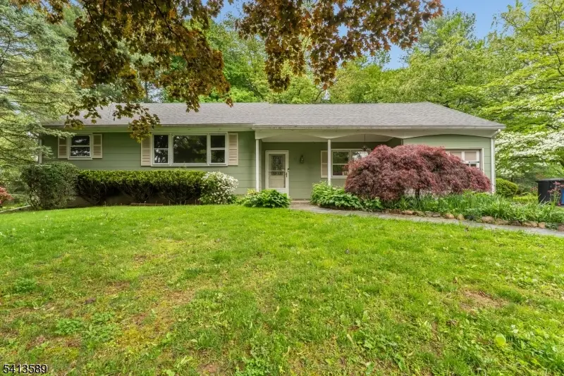 19 Hillside Dr, Clinton, NJ 08809 - #1