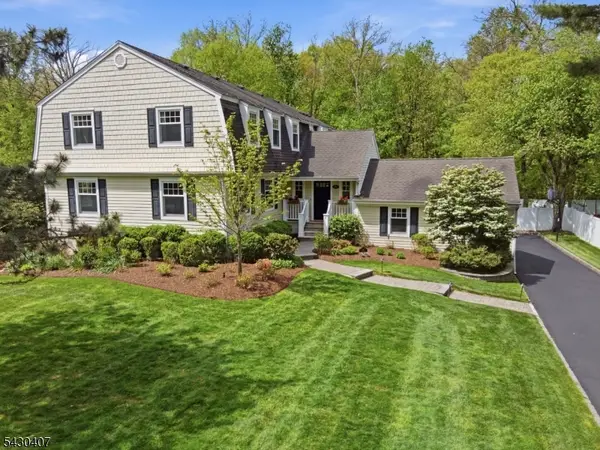88 Westminster Rd, Chatham Twp., NJ 07928