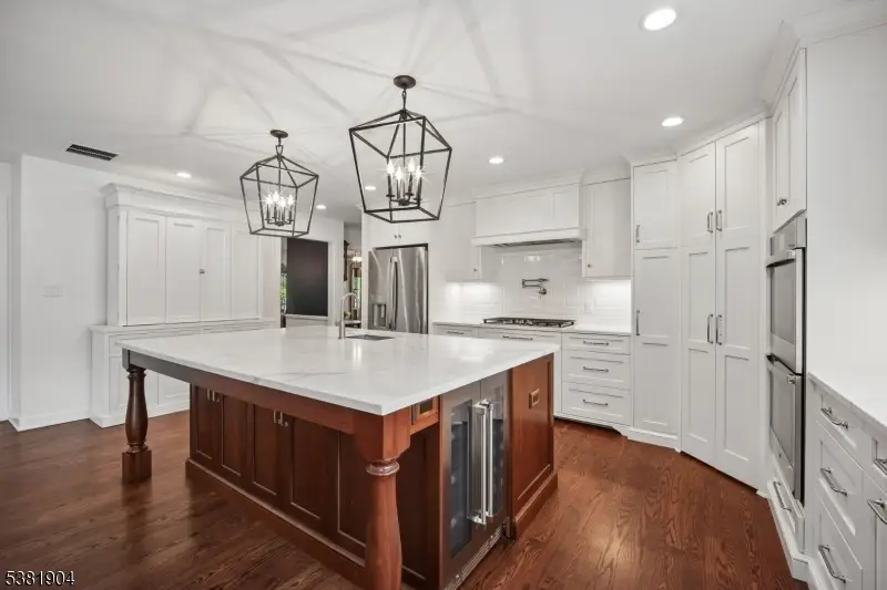 39 Wingate Dr, Livingston, NJ 07039 - #2