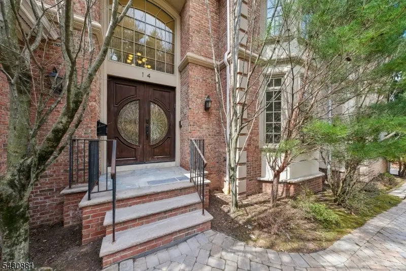 14 Oshaughnessy Lane, Closter, NJ 07624 - #2