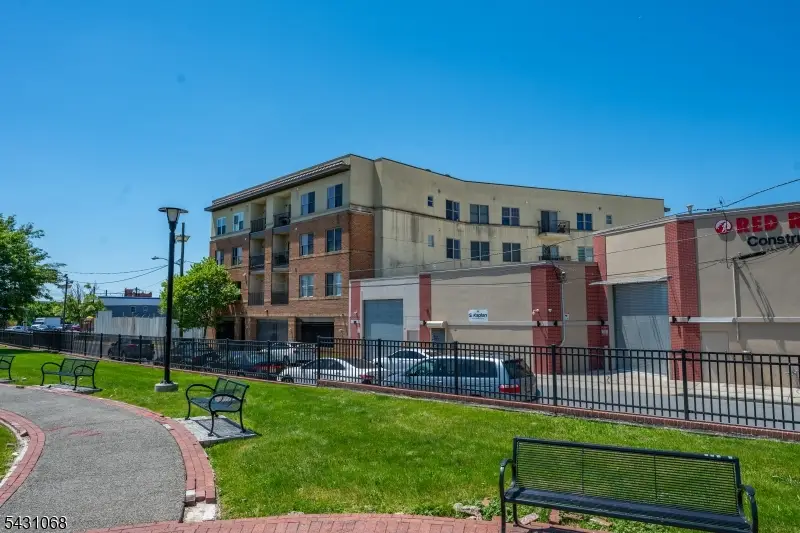 15-19 Tichenor Ln #406, Newark, NJ 07114 - #2