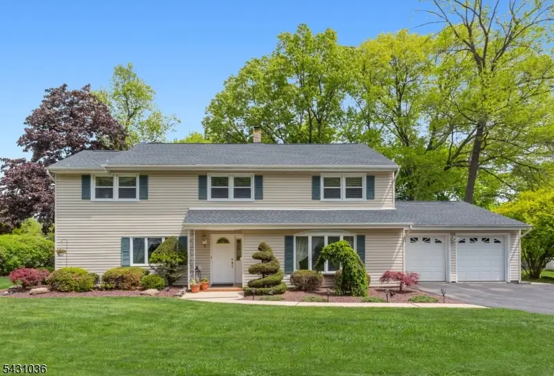 16 Barbara Way, Wayne, NJ 07470 - #1