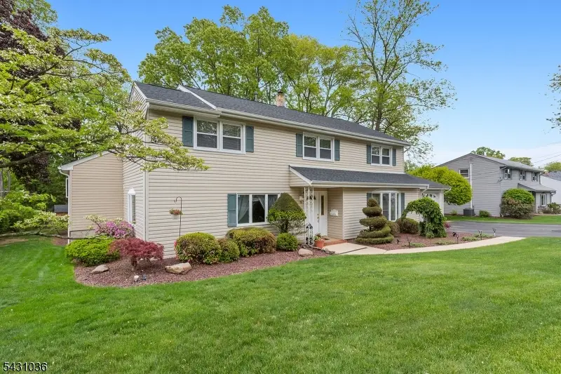 16 Barbara Way, Wayne, NJ 07470 - #2