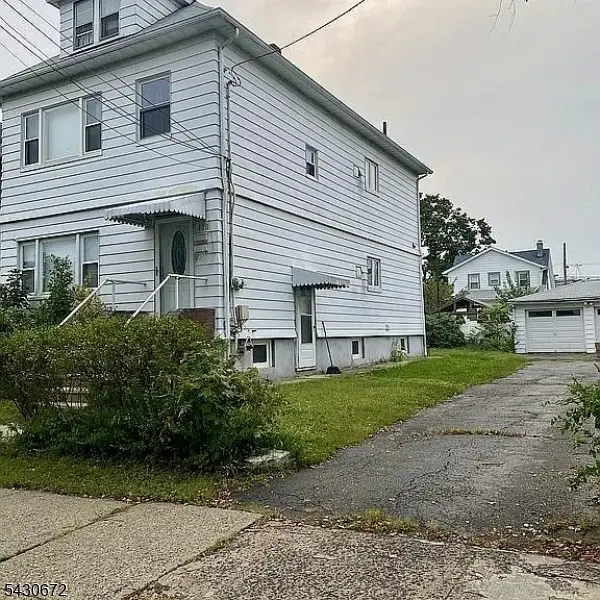 120 Orono St, Clifton, NJ 07013 - #1