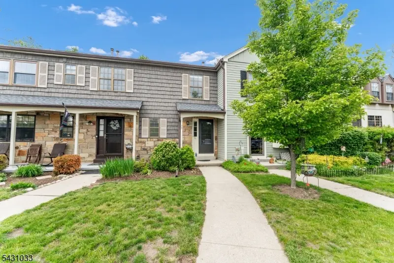 37 Wood Duck Ct, Allamuchy, NJ 07840 - #2