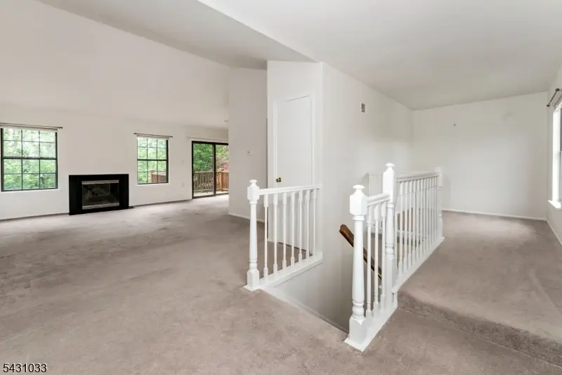 37 Wood Duck Ct, Allamuchy, NJ 07840 - #3