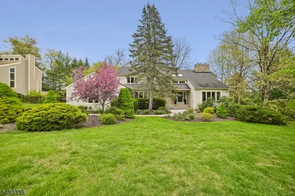 11 Hawthorne Ct, Morris Twp., NJ 07960
