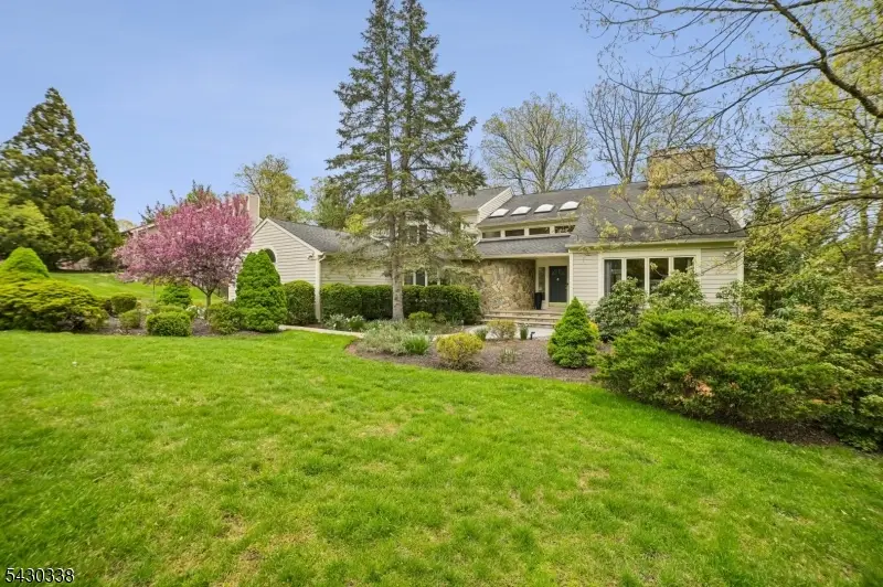 11 Hawthorne Ct, Morris, NJ 07960 - #2