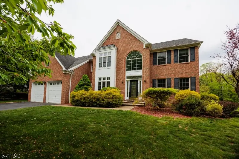 8 Overlook Dr, Riverdale, NJ 07457 - #1