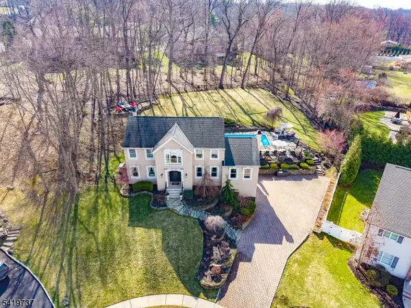 4 Michele Ct, Wayne Twp., NJ 07470