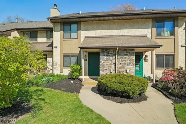 265 Hampshire Dr, Plainsboro Twp., NJ 08536