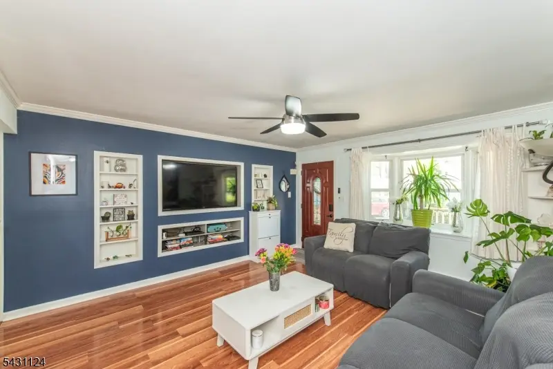 212 Durban Ave, Hopatcong, NJ 07843 - #3