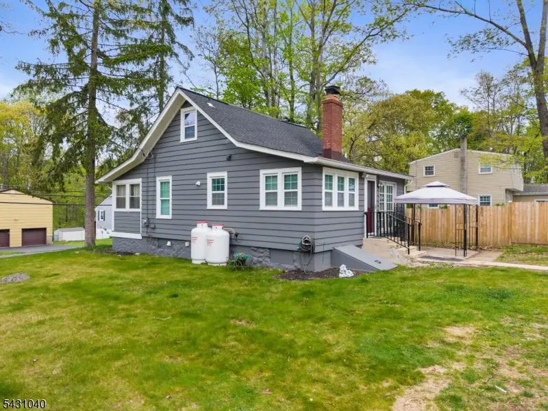 119 Bell Ave, Hopatcong, NJ 07843 - #3