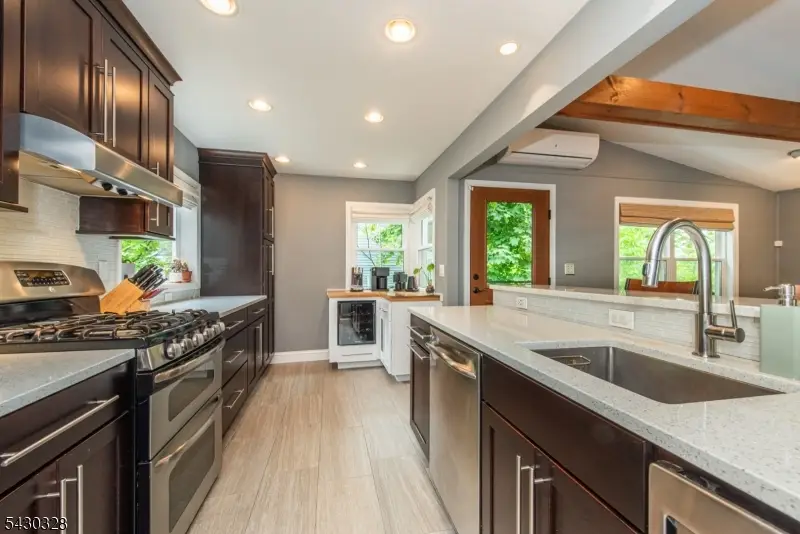 13 Elmwood Ter, Packanack Lake, NJ 07470 - #3