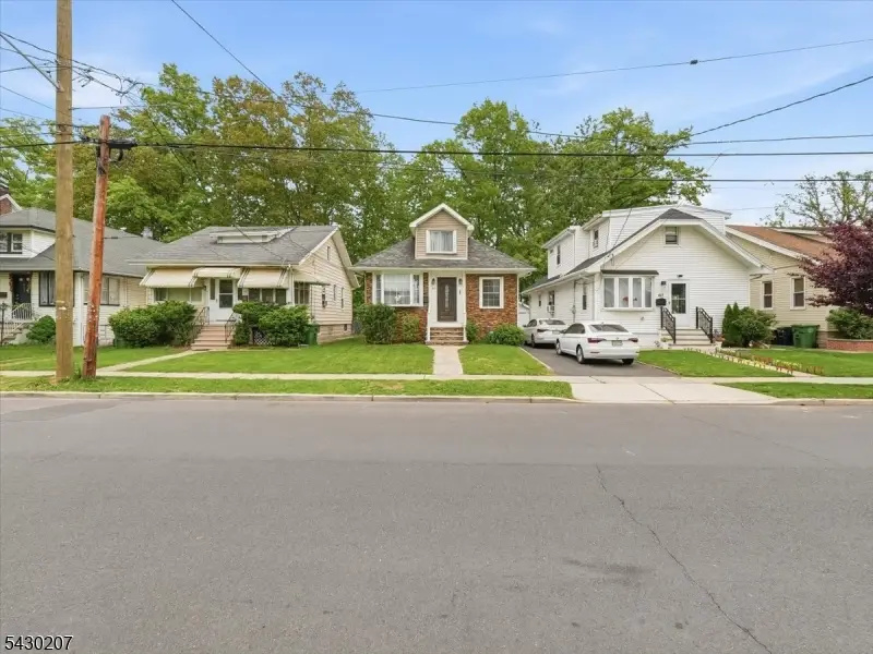 615 Spruce St, Roselle, NJ 07203 - #1