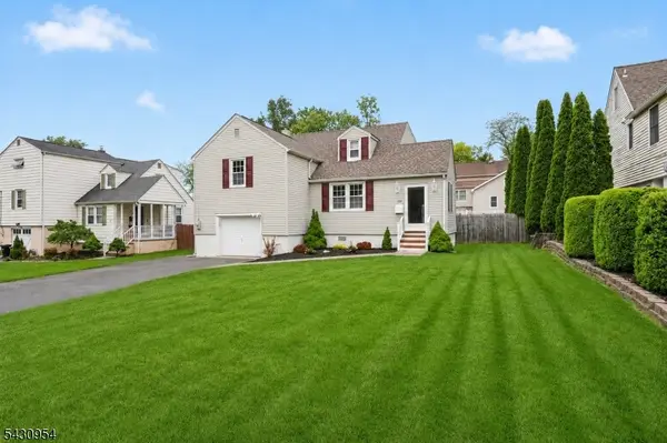 100 Beechwood Rd, Florham Park Boro, NJ 07932