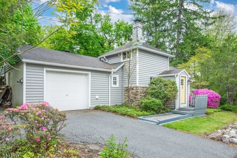 2 Cherry Tree Ln, Lake Mohawk, NJ 07871 - #2