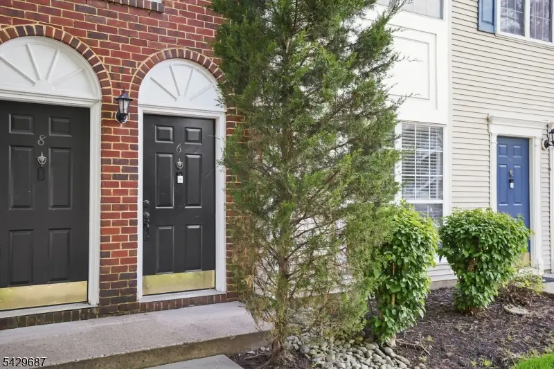 6 Amethyst Way, Franklin Park, NJ 08823 - #3