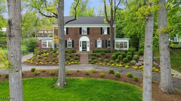 283 Wyoming Ave, Maplewood Twp., NJ 07040