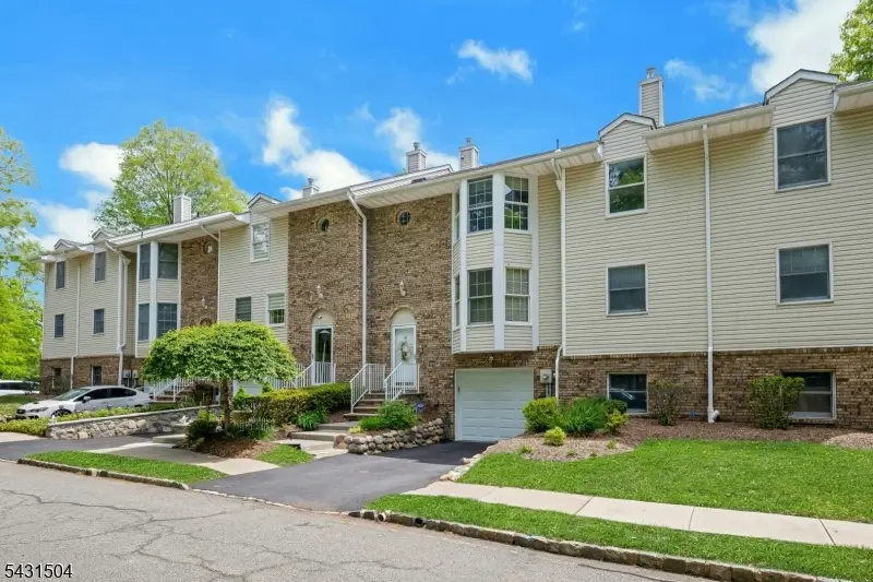 42 Brookstone Cir #42, Parsippany Troy Hills, NJ 07950 - #2