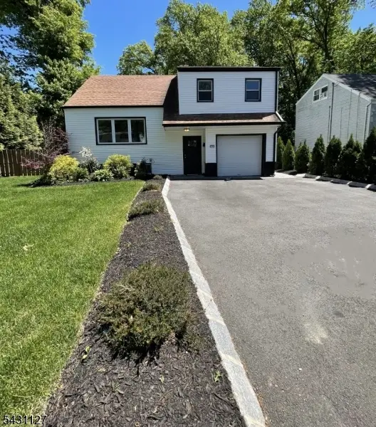 544 Mountain Ave, North Plainfield Boro, NJ 07062