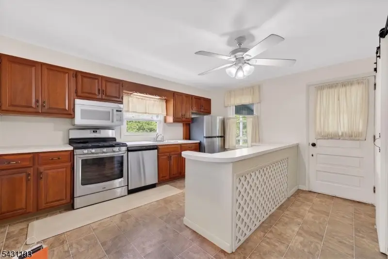 319 Center St #2, Phillipsburg, NJ 08865 - #3