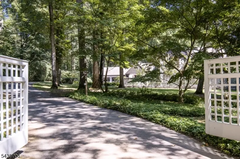 620 Van Beuren Rd, Harding, NJ 07976 - #1