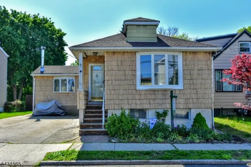 247 Grove St, Lodi, NJ 07644 - #2