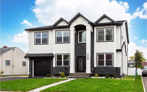 28 Tamboer Ave, Clifton City, NJ 07013