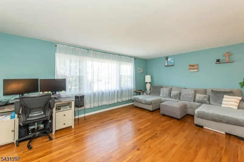 8 Maple Ave, East Hanover, NJ 07936 - #3