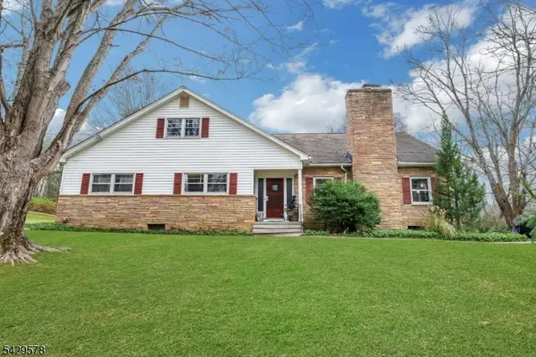 16 Stillwater Rd, Blairstown Twp., NJ 07825