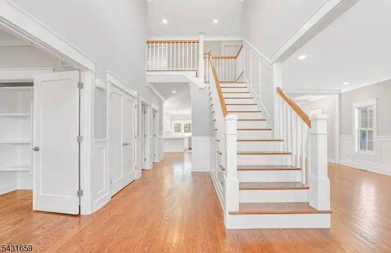 1 Lourdes Ct, Andover, NJ 07860 - #3
