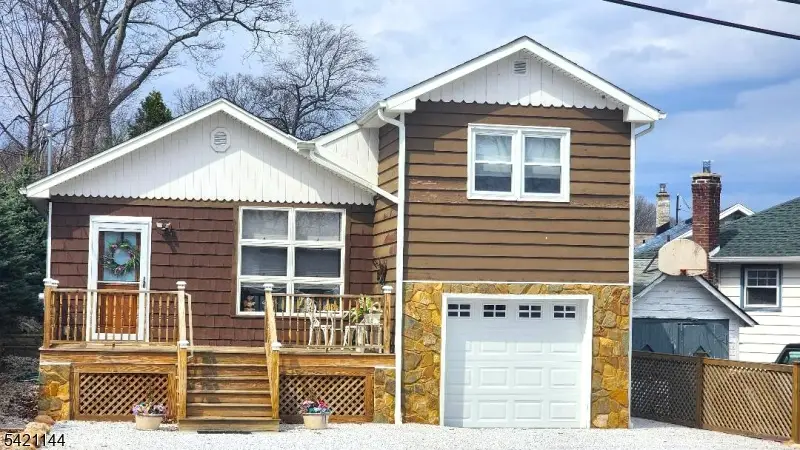 106 Maxim Dr, Hopatcong, NJ 07843 - #2