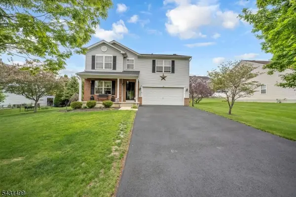 75 Alvin Sloan Ave, Washington Boro, NJ 07882