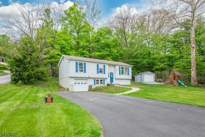 5 Valley Dr W, Glenwood, NJ 07418 - #3