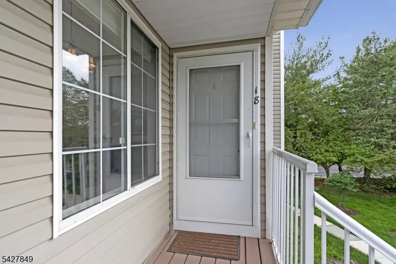 18 Pine Court #18, The Hills, NJ 07921 - #2