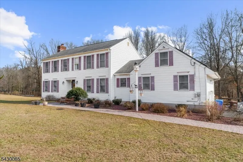 27 Cratetown Rd, Clinton, NJ 08833 - #1