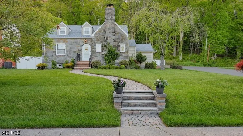 2395 Lake Park Ter, Scotch Plains, NJ 07076 - #1