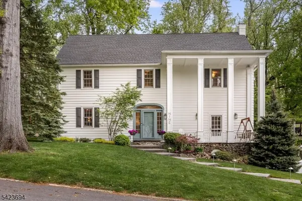 9 Warner Rd, Maplewood Twp., NJ 07040
